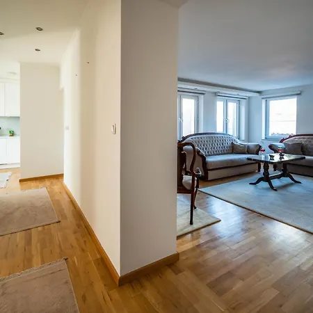 Bright 2bdr In The Main Pedestrian Zone Apartment Sarajevo