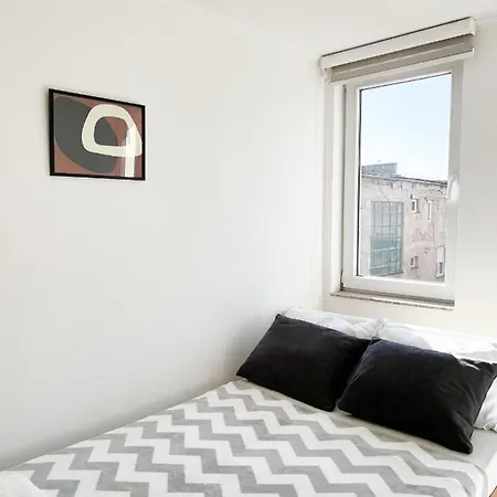 Bright 2bdr In The Main Pedestrian Zone Apartment Sarajevo